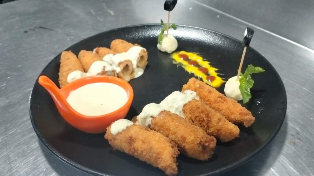 fine dining scene in Faisalabad